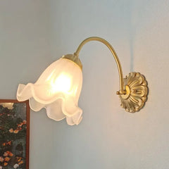 Gold Single Arm Wall Light For Bedroom Bella Glass Œöglass Ip20 Dimmable