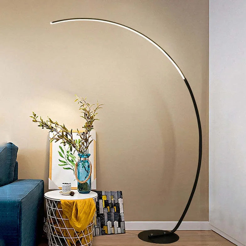 Black Floor Lamp Metal & Silicon Plug Uk Or Eu