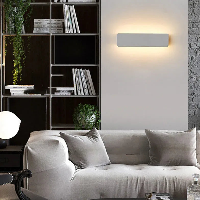 White Flush Wall Light Orr Metal Led