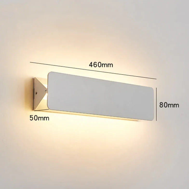 White Flush Wall Light Orr Metal Led