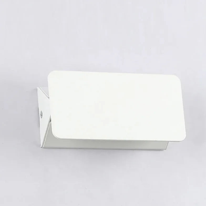 White Flush Wall Light Orr Metal Led