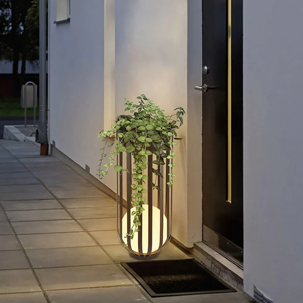 Black Floor Lamp & Lanterns Orr Metal Solar