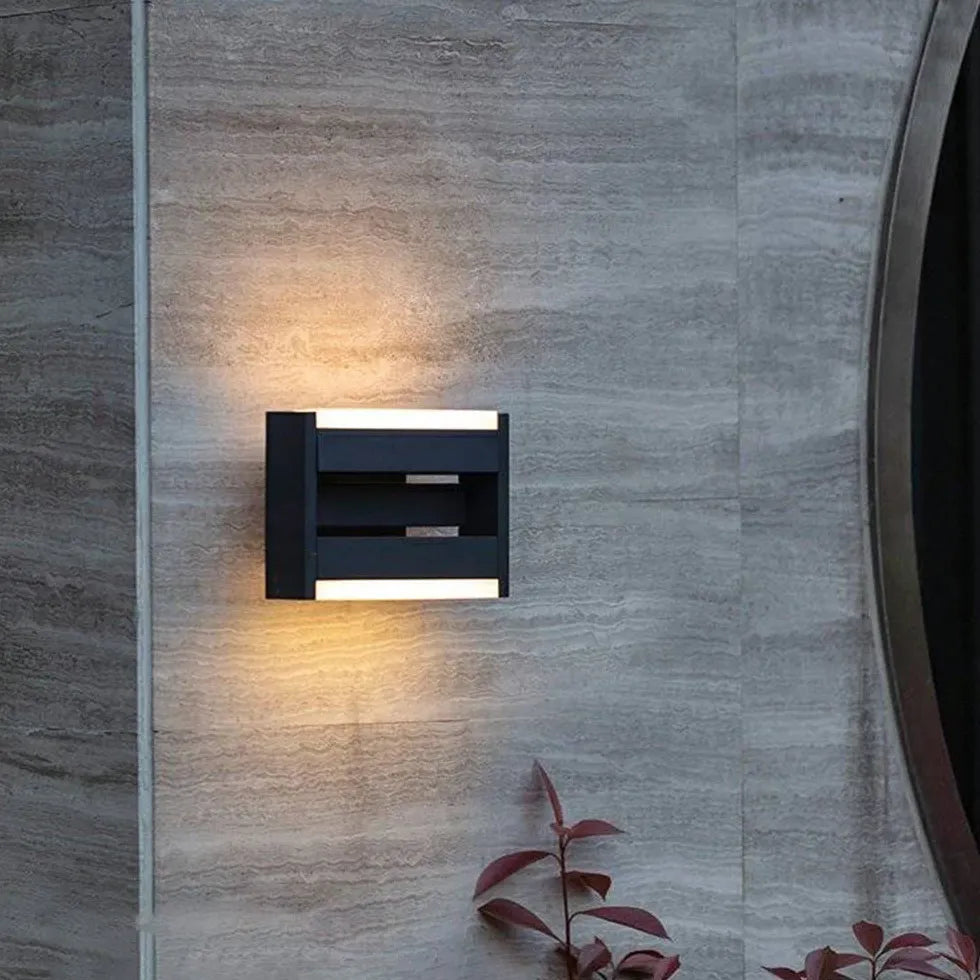 Black Led Rectangular Orr Metal Warm White Outdoor