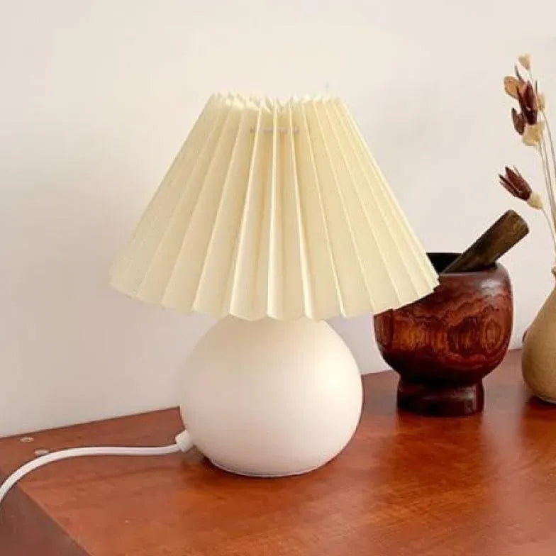 White Rattan Vintage Bedside Table Lamp