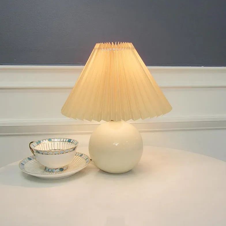 White Rattan Vintage Bedside Table Lamp