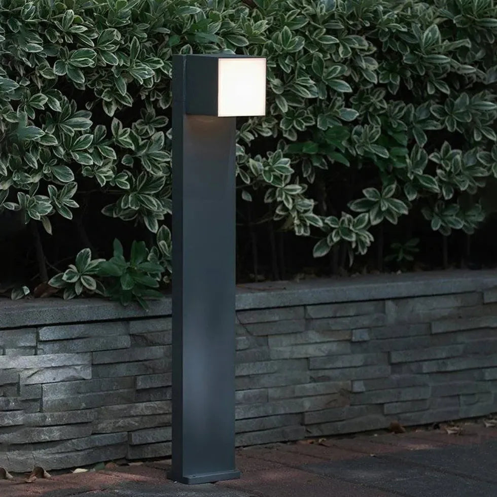 Black Post & Bollard Light Pena Metal Ip65