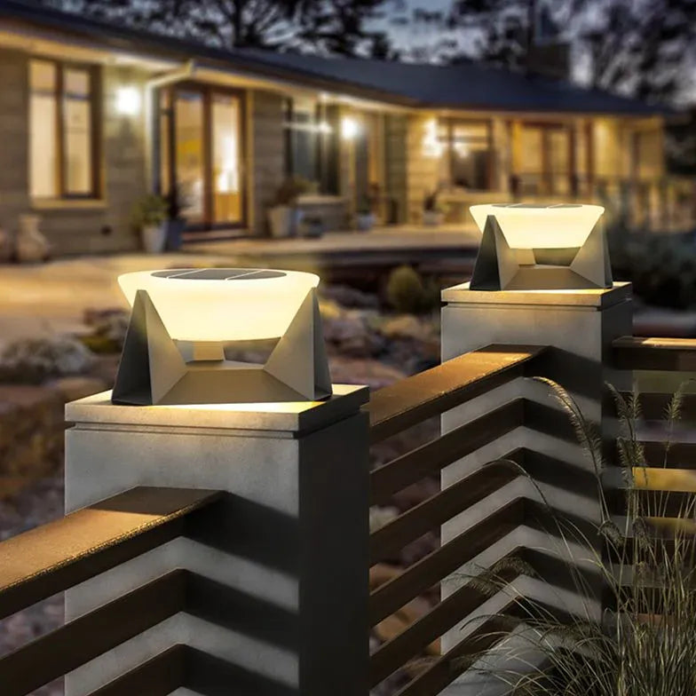 Black Solar Light Round Pena Metal & Acrylic Outdoor Warm White Ip65